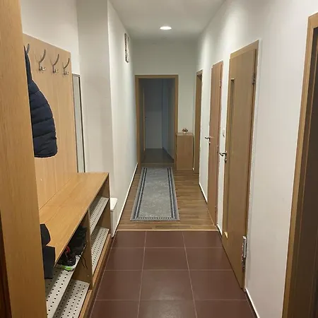 Apartmán Luxury 2bed Flat With Free Parking Bratislava