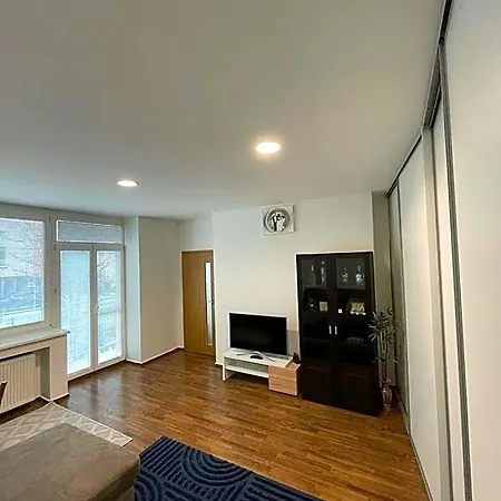 Luxury 2bed Flat With Free Parking Bratislava
