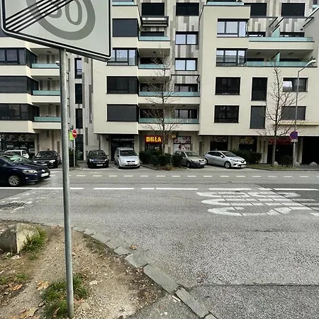 Apartamento Luxury 2bed Flat With Free Parking